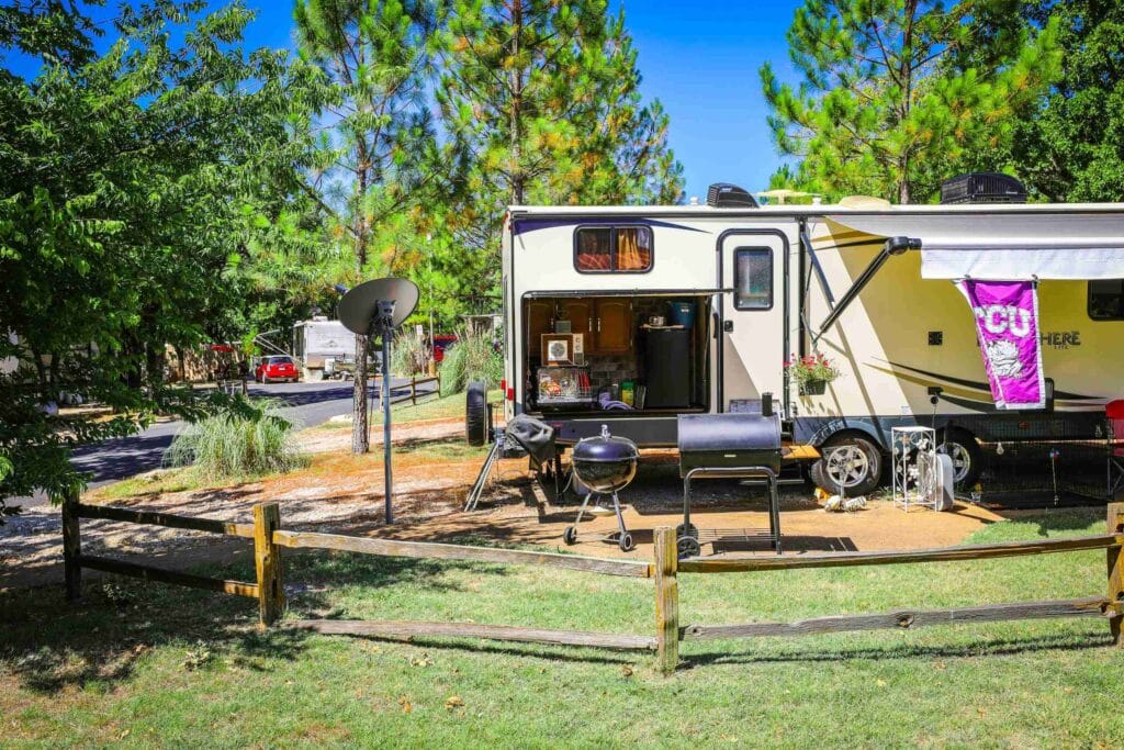 rv parks near granbury tx